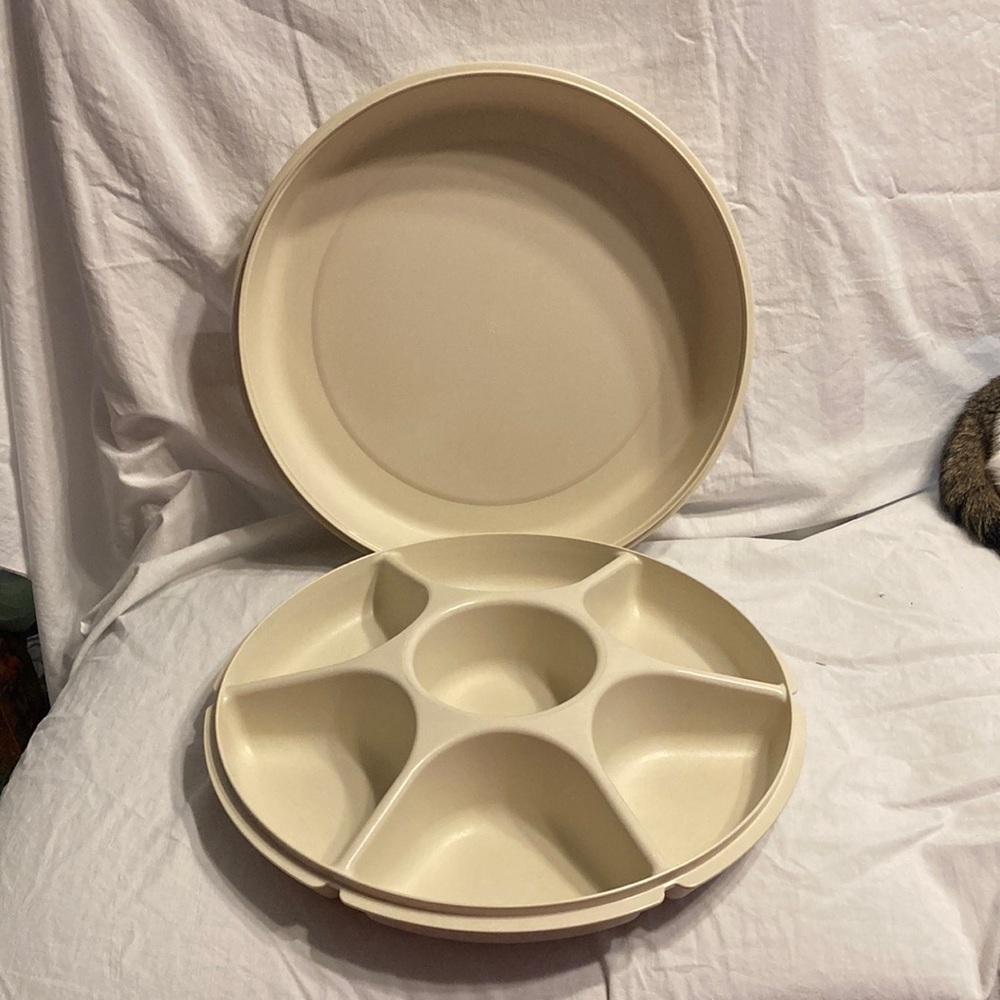 Tupperware Classic Vegetable/Chip Dip, Serving Tray